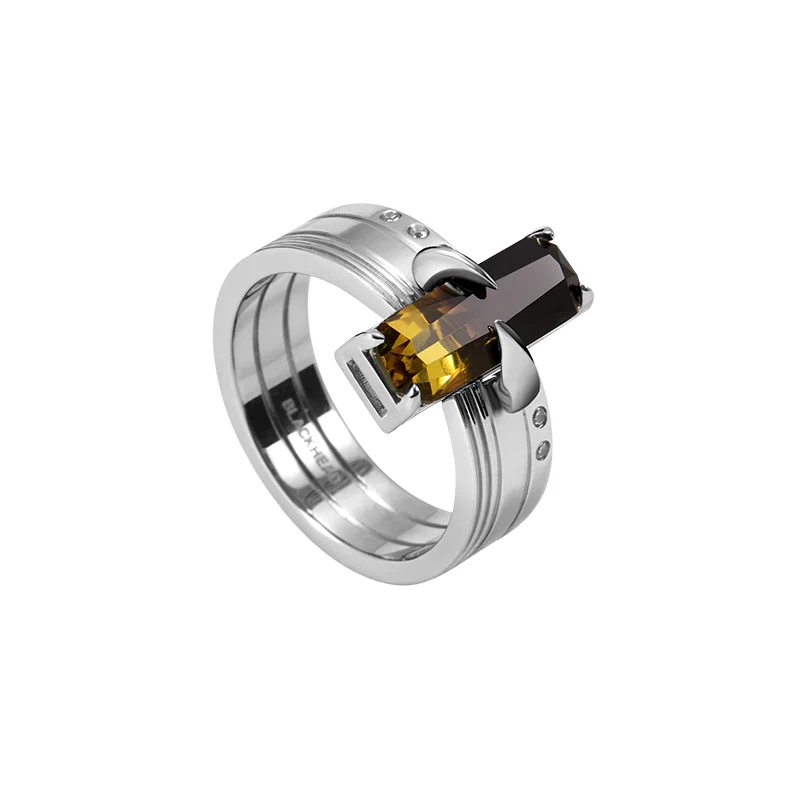 Bone Record Pattern Gradient Tourmaline Ring